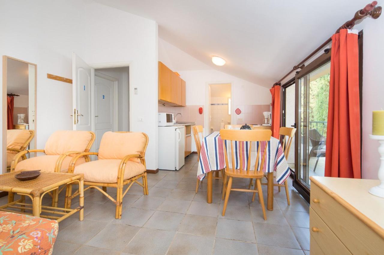 Apartman Number 9 Rovinj Bagian luar foto